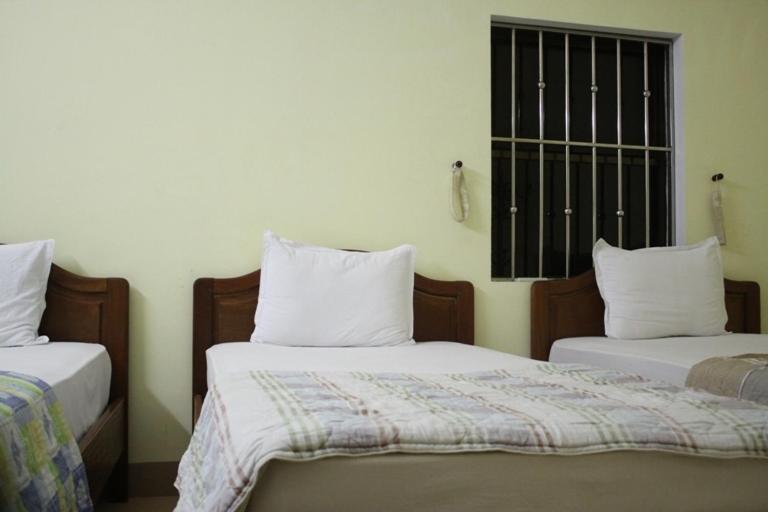 Phong Lan Guesthouse Hue Quarto foto