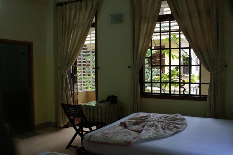 Phong Lan Guesthouse Hue Quarto foto