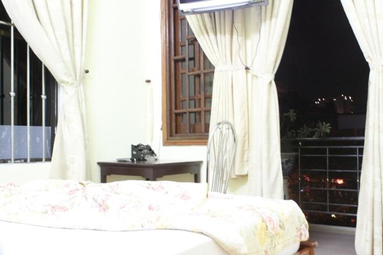 Phong Lan Guesthouse Hue Quarto foto