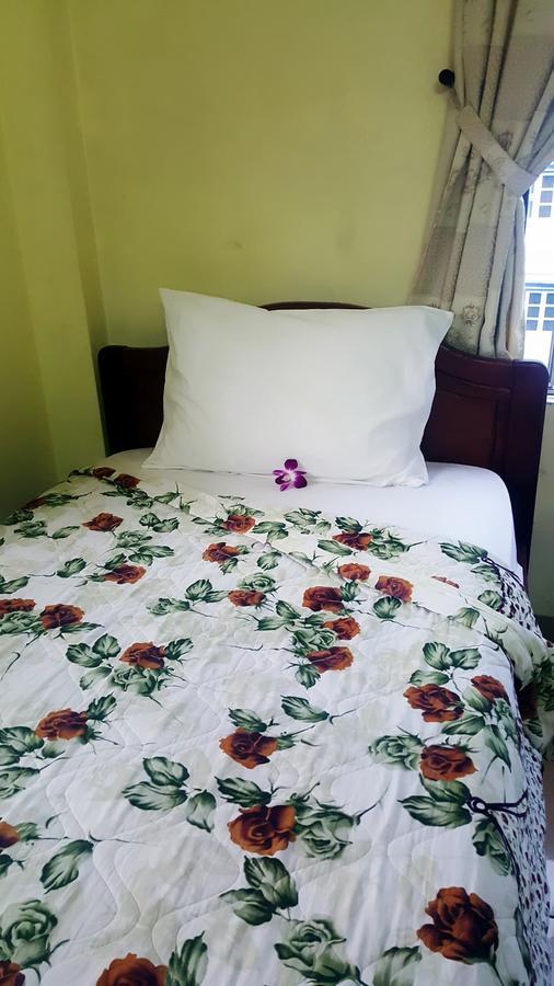 Phong Lan Guesthouse Hue Exterior foto