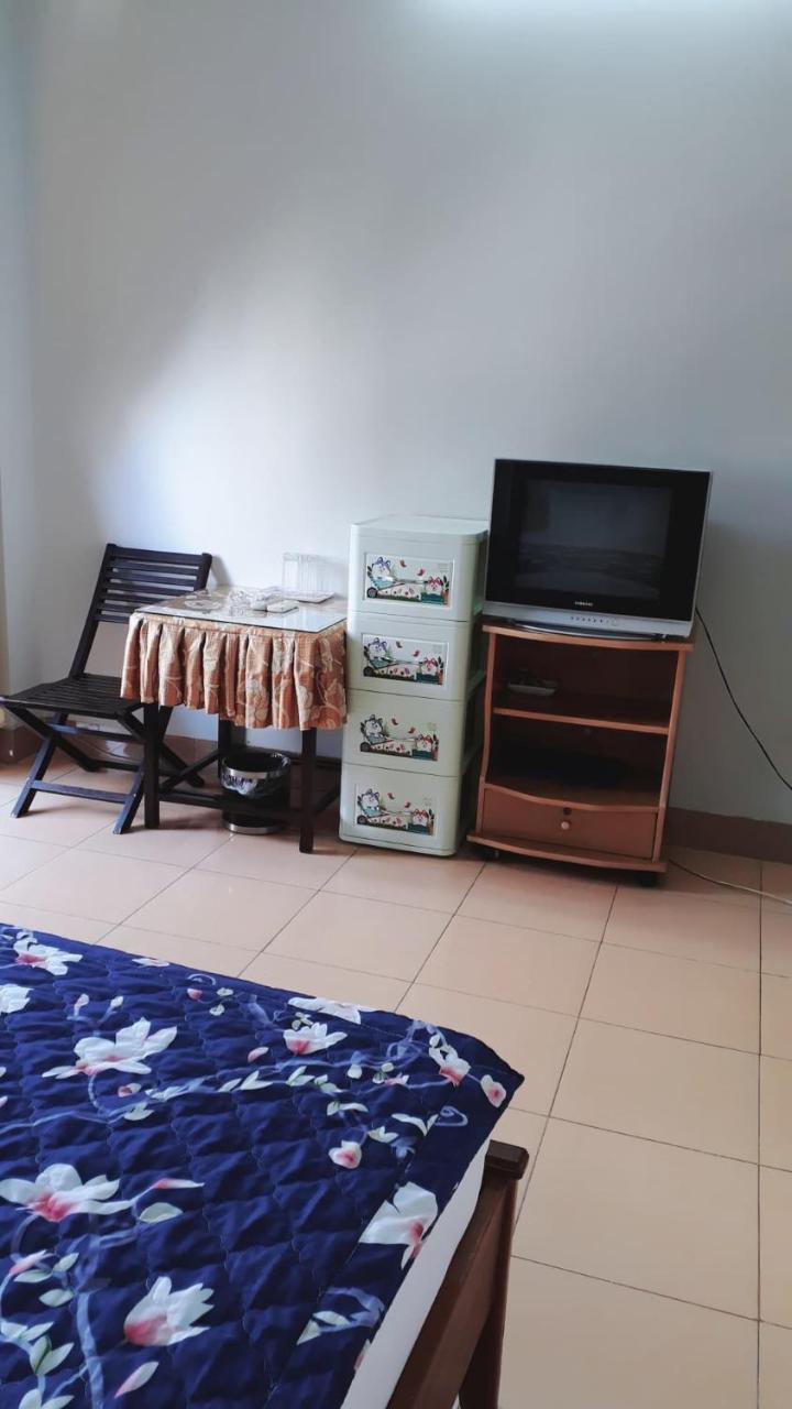 Phong Lan Guesthouse Hue Exterior foto