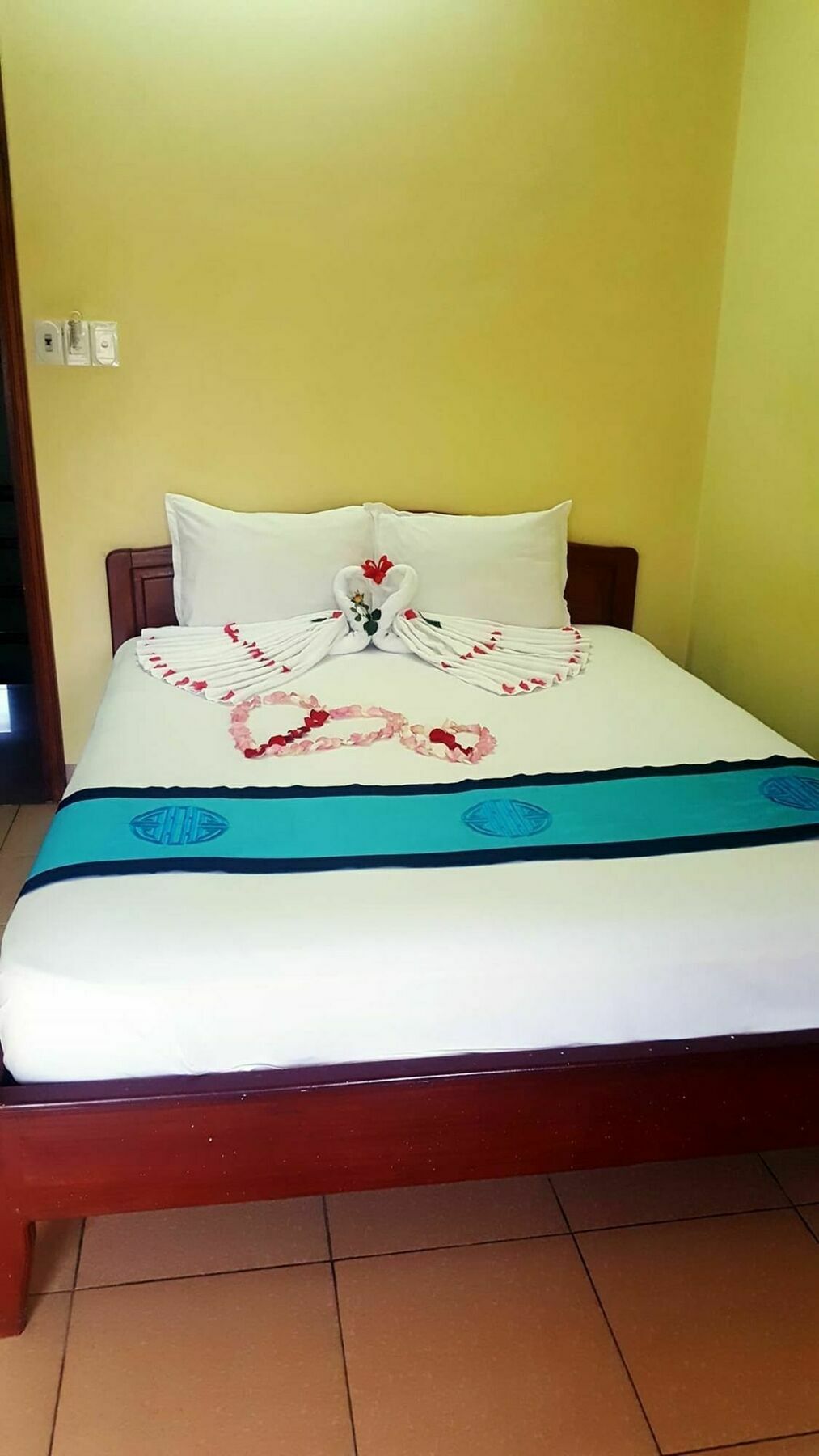 Phong Lan Guesthouse Hue Exterior foto